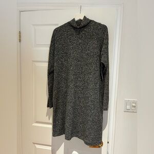 🩶Uniqlo mock neck grey dress🩶